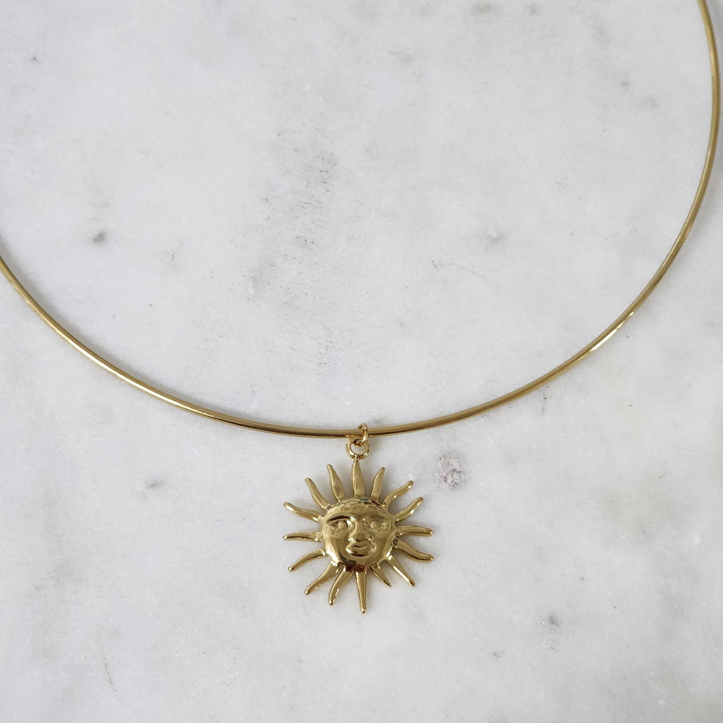 Sun Gargantilla Collar